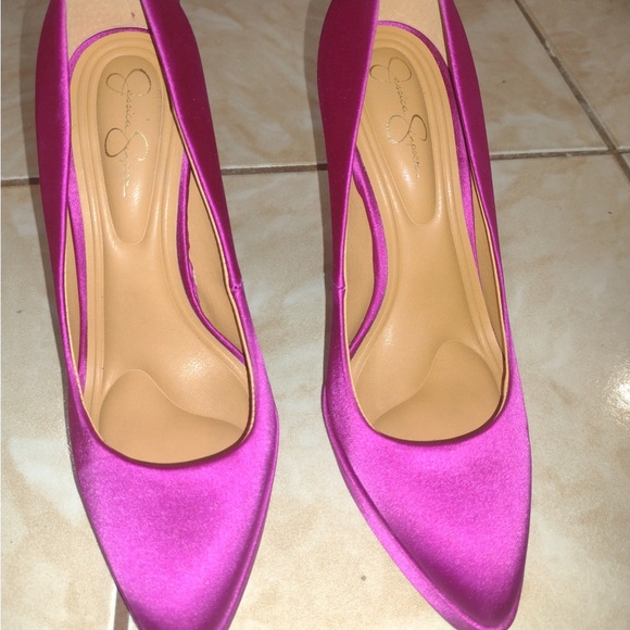 Jessica Simpson Fuchsia Heels - Picture 1 of 3